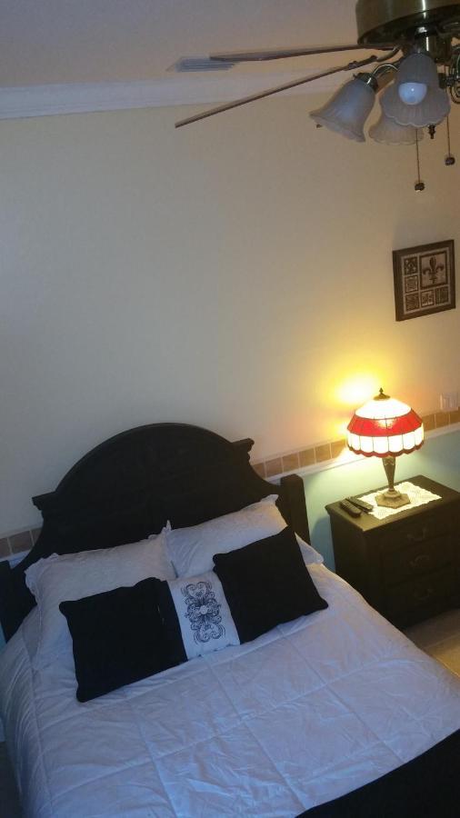 Cape Paradise B & B - Your Luxury Tropical Retreat Cape Coral Exteriör bild