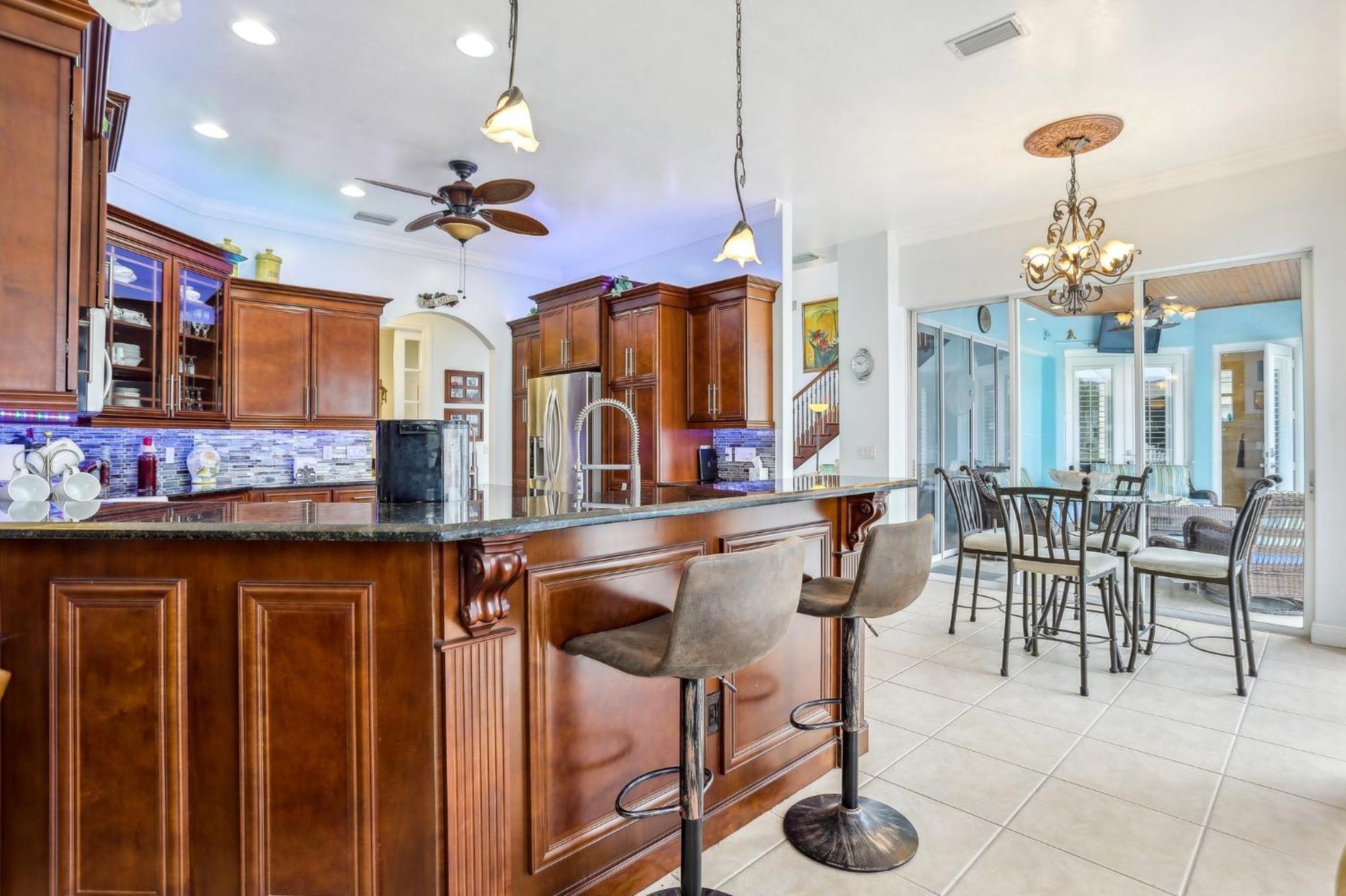 Cape Paradise B & B - Your Luxury Tropical Retreat Cape Coral Exteriör bild