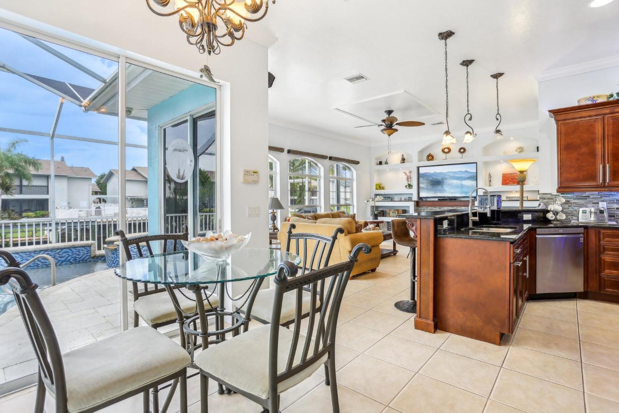 Cape Paradise B & B - Your Luxury Tropical Retreat Cape Coral Exteriör bild